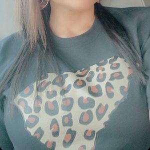 Gildan tee with SC logo